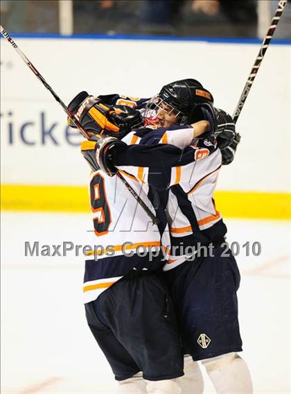 Thumbnail 2 in Farmington @ Lyman Hall (XL Center) photogallery.