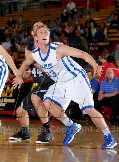 Thumbnail 1 in Saddleback Valley Christian vs. Santa Margarita (Nike Extravaganza) photogallery.