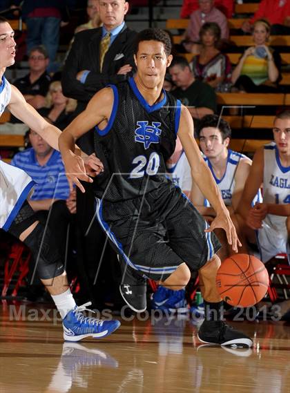 Thumbnail 3 in Saddleback Valley Christian vs. Santa Margarita (Nike Extravaganza) photogallery.