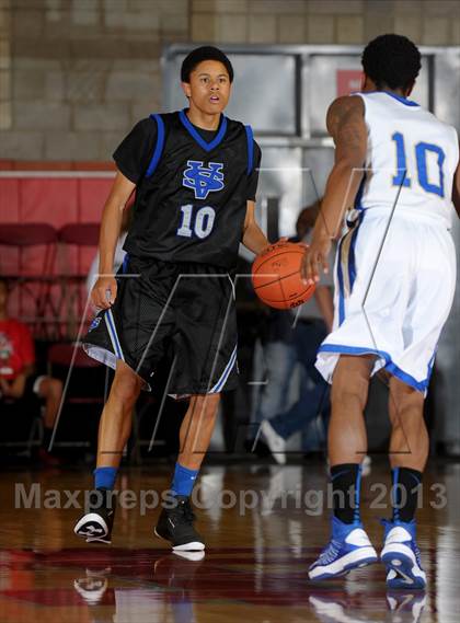 Thumbnail 1 in Saddleback Valley Christian vs. Santa Margarita (Nike Extravaganza) photogallery.