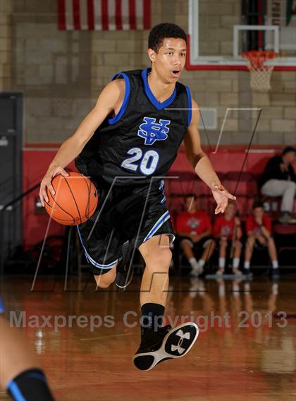 Thumbnail 2 in Saddleback Valley Christian vs. Santa Margarita (Nike Extravaganza) photogallery.