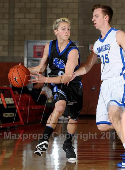 Thumbnail 1 in Saddleback Valley Christian vs. Santa Margarita (Nike Extravaganza) photogallery.
