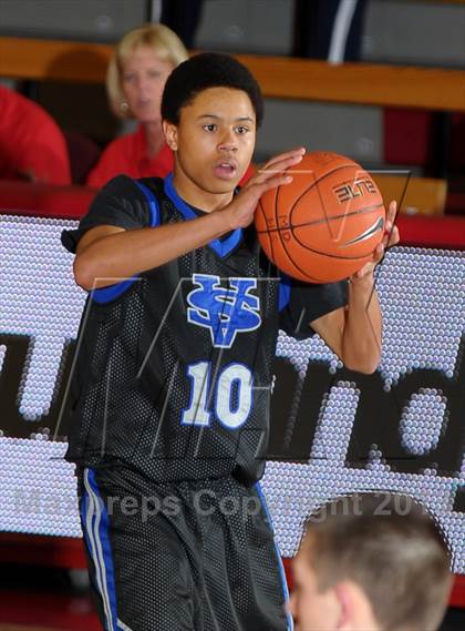 Thumbnail 2 in Saddleback Valley Christian vs. Santa Margarita (Nike Extravaganza) photogallery.