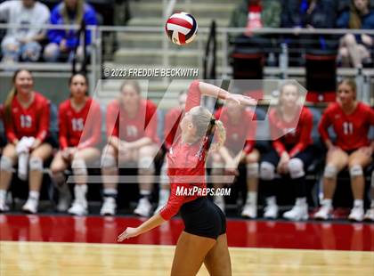 Thumbnail 2 in Columbus vs. Gunter (UIL 3A Volleyball Semi-Final) photogallery.