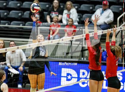 Thumbnail 1 in Columbus vs. Gunter (UIL 3A Volleyball Semi-Final) photogallery.