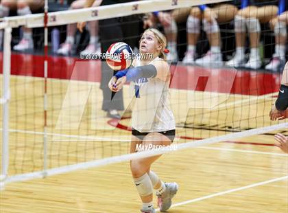 Thumbnail 1 in Columbus vs. Gunter (UIL 3A Volleyball Semi-Final) photogallery.