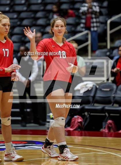 Thumbnail 2 in Columbus vs. Gunter (UIL 3A Volleyball Semi-Final) photogallery.
