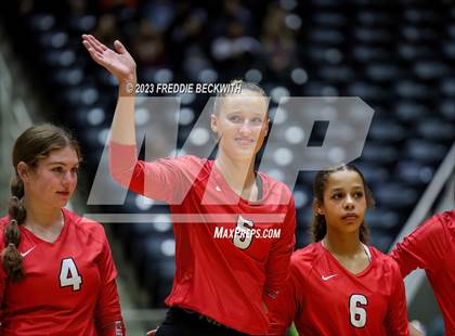 Thumbnail 2 in Columbus vs. Gunter (UIL 3A Volleyball Semi-Final) photogallery.