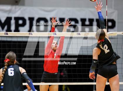 Thumbnail 3 in Columbus vs. Gunter (UIL 3A Volleyball Semi-Final) photogallery.