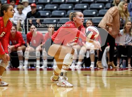 Thumbnail 3 in Columbus vs. Gunter (UIL 3A Volleyball Semi-Final) photogallery.
