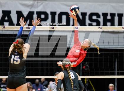 Thumbnail 1 in Columbus vs. Gunter (UIL 3A Volleyball Semi-Final) photogallery.