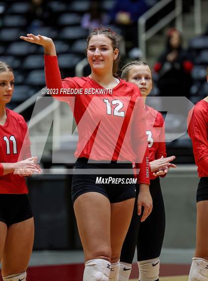 Thumbnail 2 in Columbus vs. Gunter (UIL 3A Volleyball Semi-Final) photogallery.