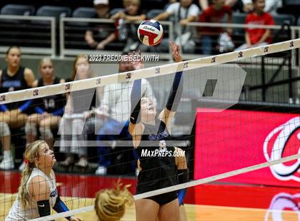 Thumbnail 3 in Columbus vs. Gunter (UIL 3A Volleyball Semi-Final) photogallery.