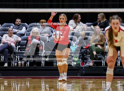 Thumbnail 2 in Columbus vs. Gunter (UIL 3A Volleyball Semi-Final) photogallery.