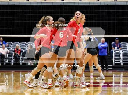 Thumbnail 2 in Columbus vs. Gunter (UIL 3A Volleyball Semi-Final) photogallery.