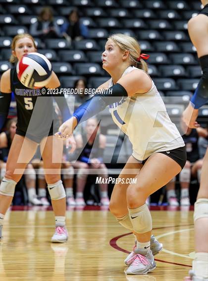 Thumbnail 3 in Columbus vs. Gunter (UIL 3A Volleyball Semi-Final) photogallery.