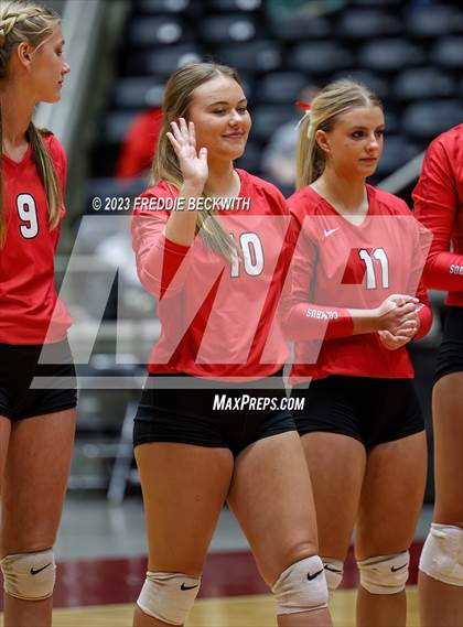 Thumbnail 1 in Columbus vs. Gunter (UIL 3A Volleyball Semi-Final) photogallery.