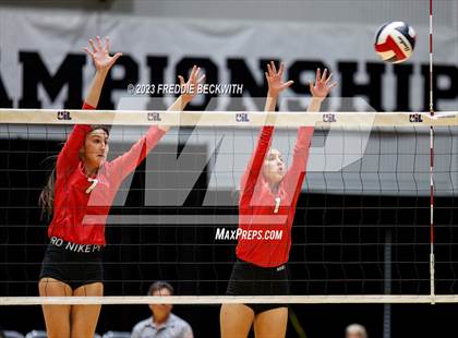 Thumbnail 3 in Columbus vs. Gunter (UIL 3A Volleyball Semi-Final) photogallery.