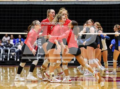 Thumbnail 1 in Columbus vs. Gunter (UIL 3A Volleyball Semi-Final) photogallery.