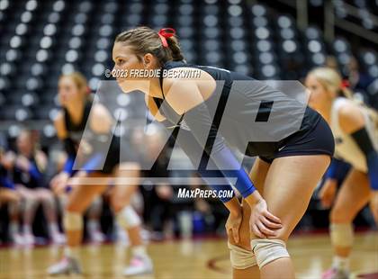 Thumbnail 3 in Columbus vs. Gunter (UIL 3A Volleyball Semi-Final) photogallery.