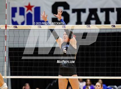 Thumbnail 2 in Columbus vs. Gunter (UIL 3A Volleyball Semi-Final) photogallery.