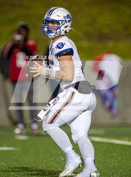 Thumbnail 3 in Woodville @ Tidehaven (UIL 3A D2 Semifinal Football Playoff) photogallery.