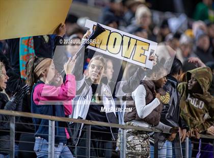 Thumbnail 3 in Woodville @ Tidehaven (UIL 3A D2 Semifinal Football Playoff) photogallery.