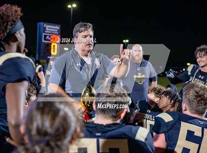 Thumbnail 3 in Woodville @ Tidehaven (UIL 3A D2 Semifinal Football Playoff) photogallery.