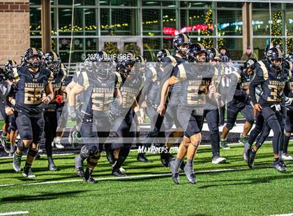 Thumbnail 3 in Woodville @ Tidehaven (UIL 3A D2 Semifinal Football Playoff) photogallery.