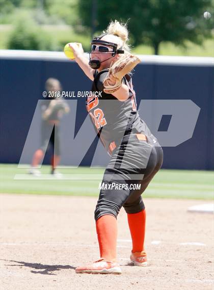 Thumbnail 1 in Mohawk Area vs. Upper Dauphin Area (PIAA 2A Championship) photogallery.