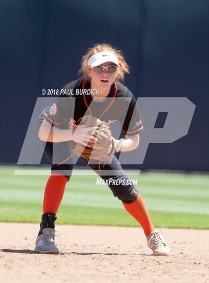 Thumbnail 3 in Mohawk Area vs. Upper Dauphin Area (PIAA 2A Championship) photogallery.
