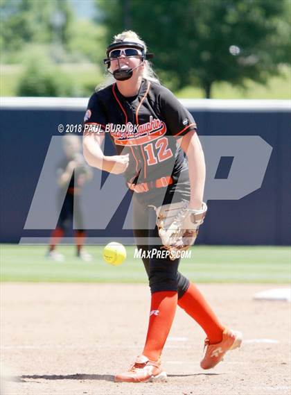 Thumbnail 2 in Mohawk Area vs. Upper Dauphin Area (PIAA 2A Championship) photogallery.