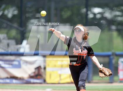 Thumbnail 2 in Mohawk Area vs. Upper Dauphin Area (PIAA 2A Championship) photogallery.
