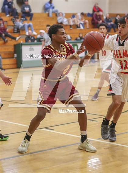 Thumbnail 3 in Selma vs. Tulare Union (Andrew Bedoya Holiday Classic) photogallery.