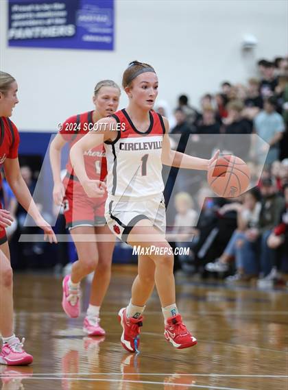 Thumbnail 2 in Sheridan vs Circleville (OHSAA D2 District Final) photogallery.