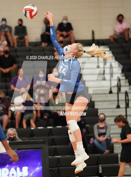 Thumbnail 2 in Episcopal @ College Station photogallery.