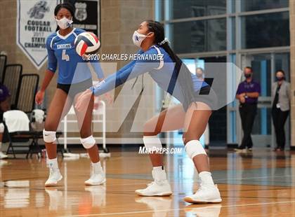 Thumbnail 1 in Episcopal @ College Station photogallery.