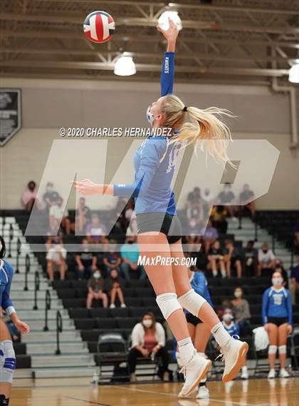 Thumbnail 3 in Episcopal @ College Station photogallery.