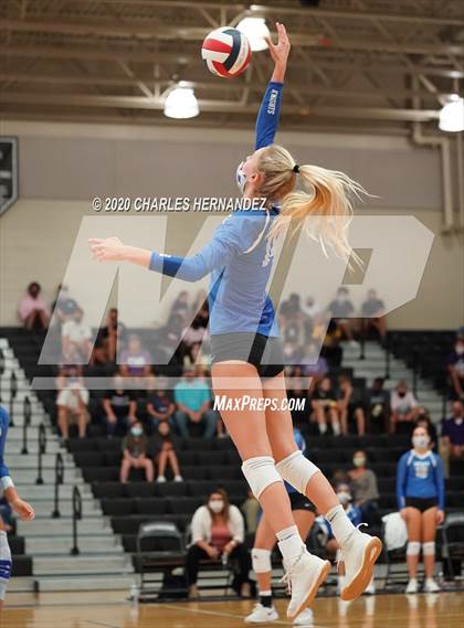 Thumbnail 2 in Episcopal @ College Station photogallery.