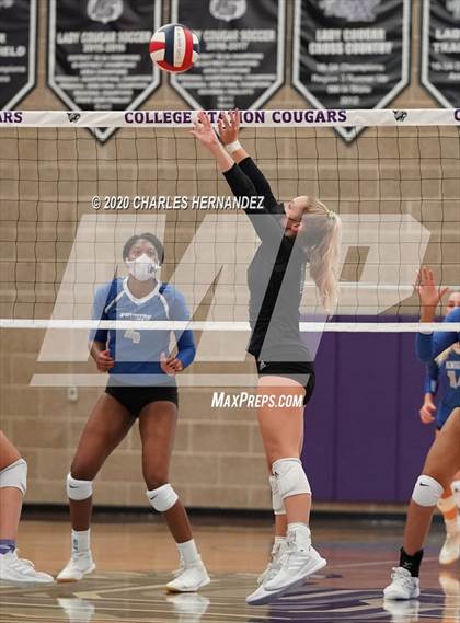 Thumbnail 2 in Episcopal @ College Station photogallery.