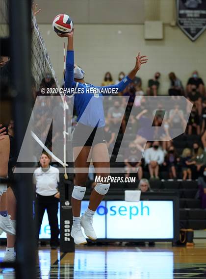 Thumbnail 3 in Episcopal @ College Station photogallery.