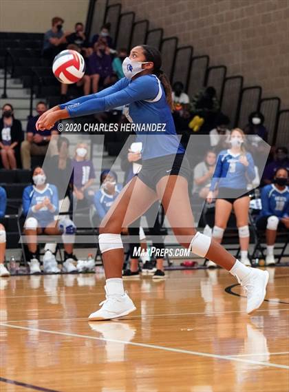 Thumbnail 3 in Episcopal @ College Station photogallery.