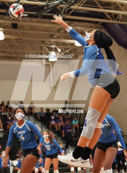 Thumbnail 2 in Episcopal @ College Station photogallery.