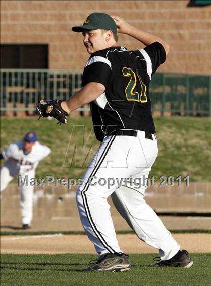 Thumbnail 3 in Metro-East Lutheran vs Roxana  photogallery.