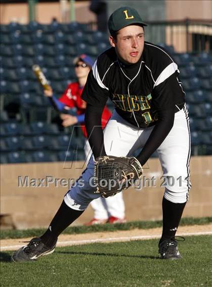Thumbnail 2 in Metro-East Lutheran vs Roxana  photogallery.