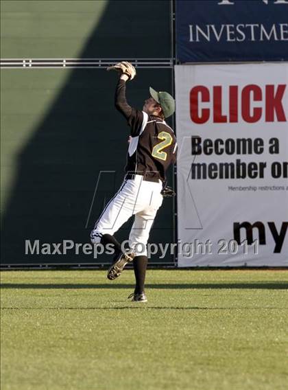 Thumbnail 2 in Metro-East Lutheran vs Roxana  photogallery.
