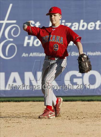 Thumbnail 1 in Metro-East Lutheran vs Roxana  photogallery.