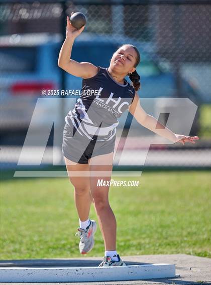 Thumbnail 1 in Lake Houston Conquerors Invitational (Shot Put) photogallery.