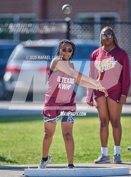 Thumbnail 2 in Lake Houston Conquerors Invitational (Shot Put) photogallery.