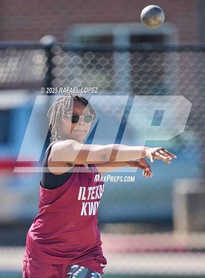 Thumbnail 2 in Lake Houston Conquerors Invitational (Shot Put) photogallery.